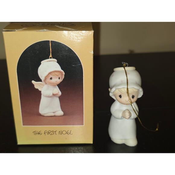 Precious Memories Other - Precious Moments The First Noel Angel Ornament Enesco E-2368 Vintage Christmas